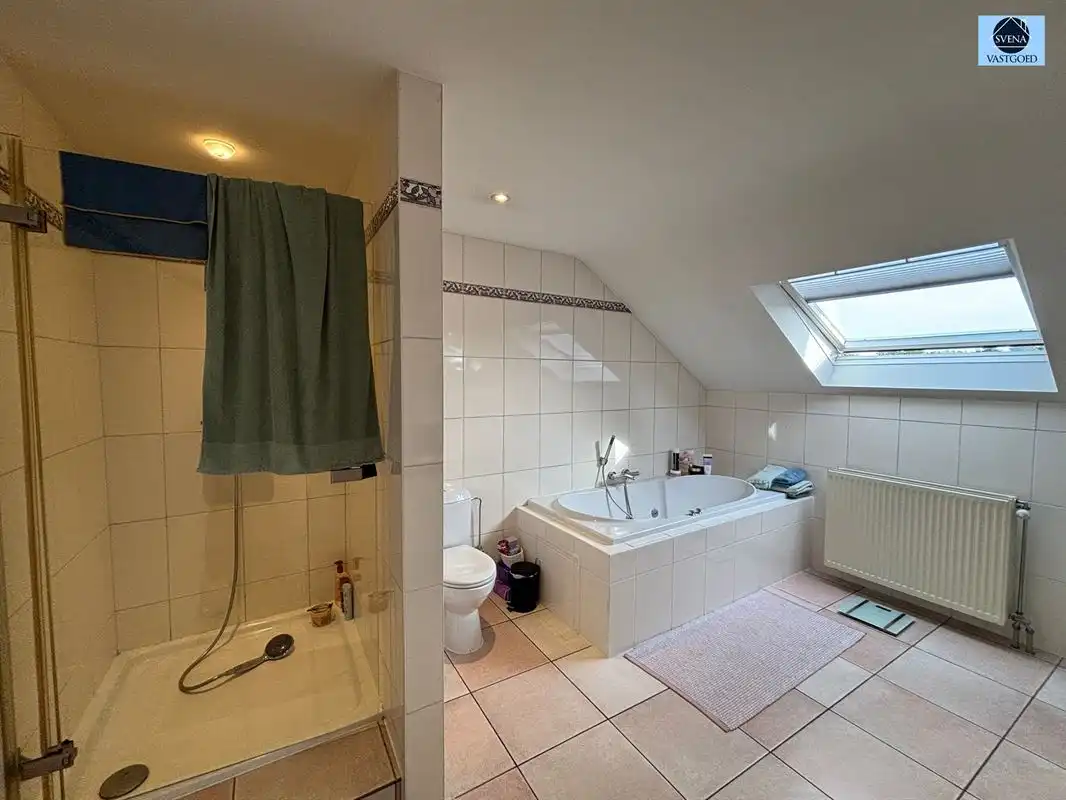 COMMERCIELE RUIMTE MET DUPLEXAPPARTEMENT- VEEL MOGELIJKHEDEN EN UITSTEKENDE ZICHTBAARHEID foto 25