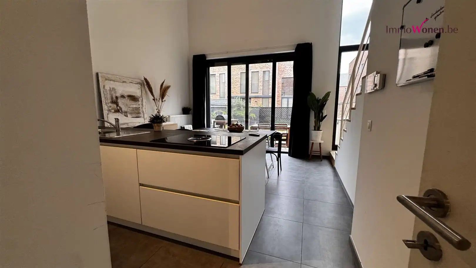 Energiezuinige halfopen woning met tuin en autostaanplaats foto 36