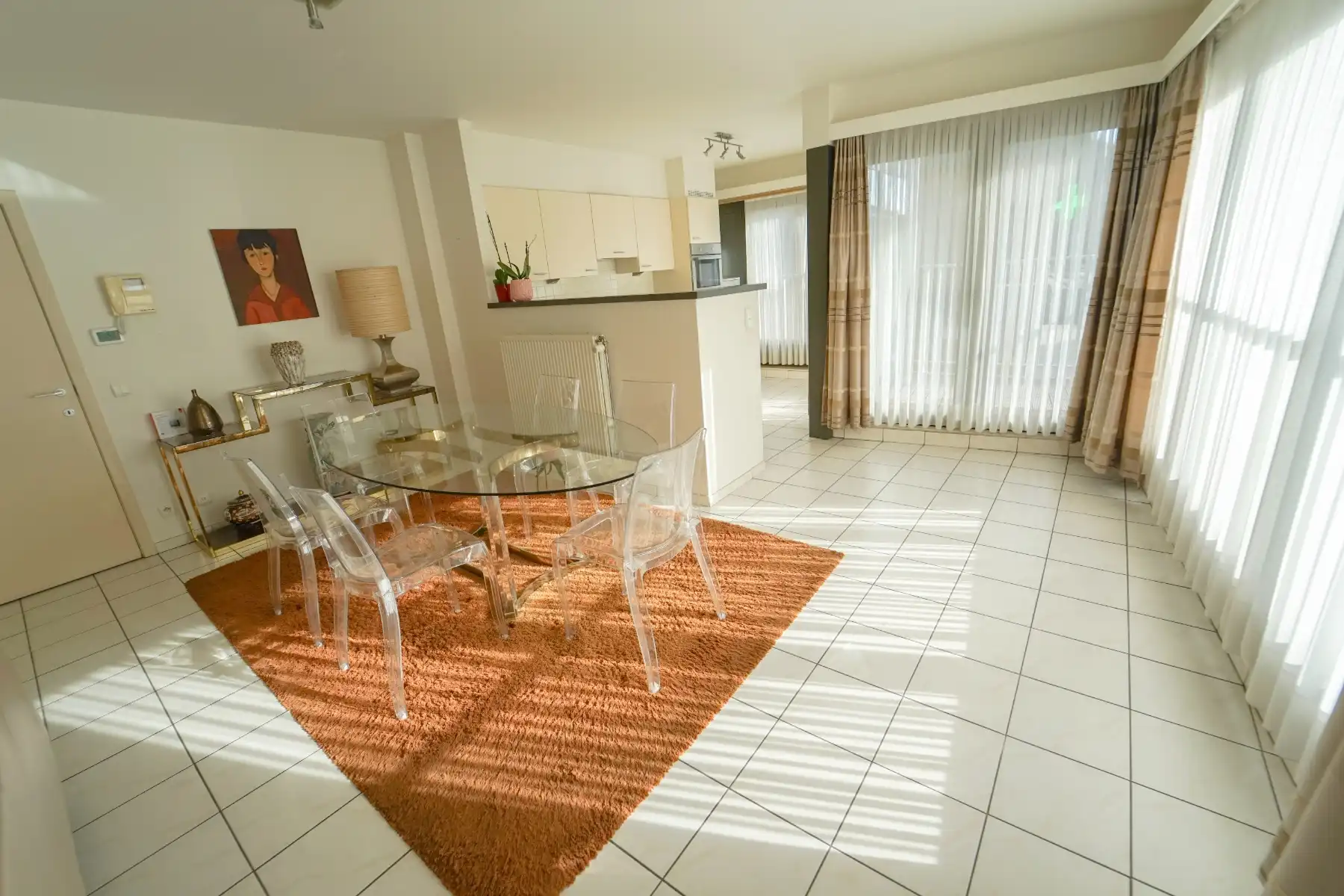 Lichtrijk 2slpk-appartement met terras! foto 5