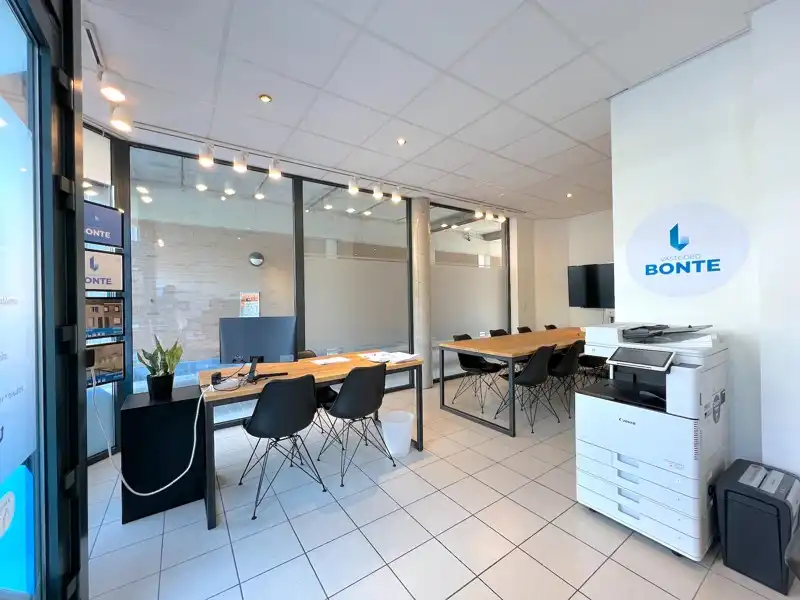 HANDELSPAND te TORHOUT foto {{pictureIndex}}