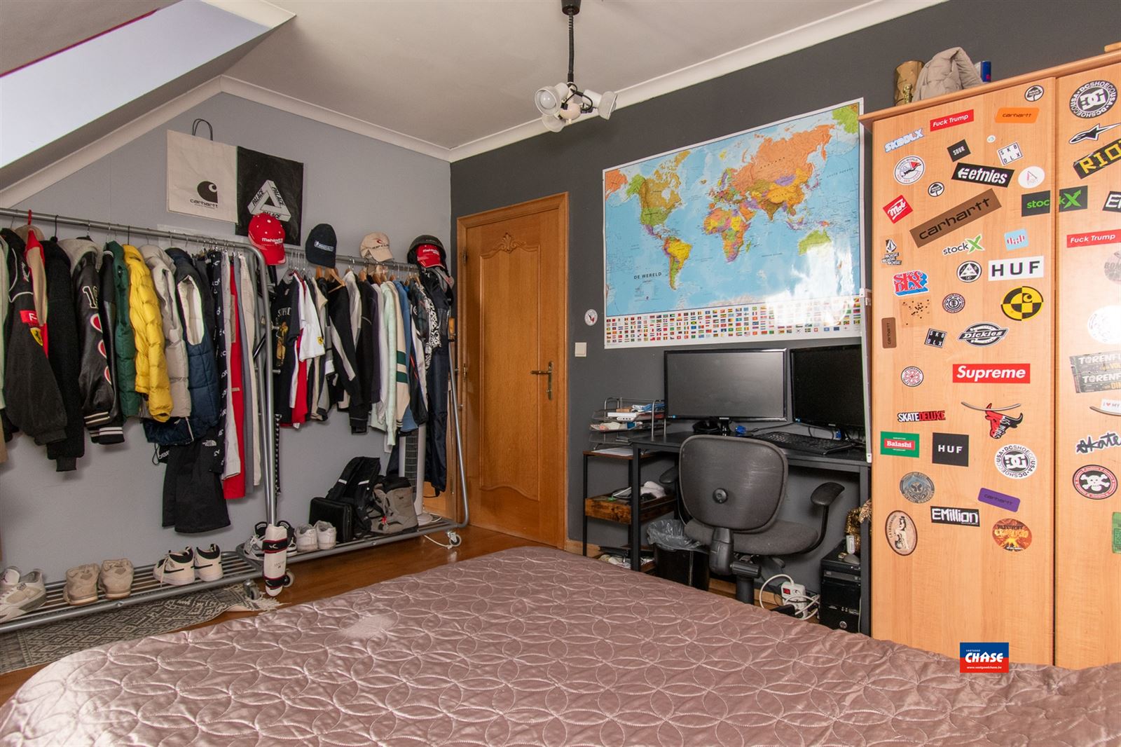 PRACHTIG LANDHUIS MET PRAKTIJKMOGELIJKHEDEN EN ZWEMBAD OP EEN TOTALE OPPERVLAKTE VAN 10a 50ca  foto 33