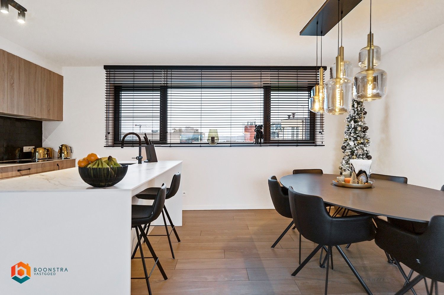 Energiezuinig appartement met 2 slpkrs, terras en autostaanplaats te Putte foto 4