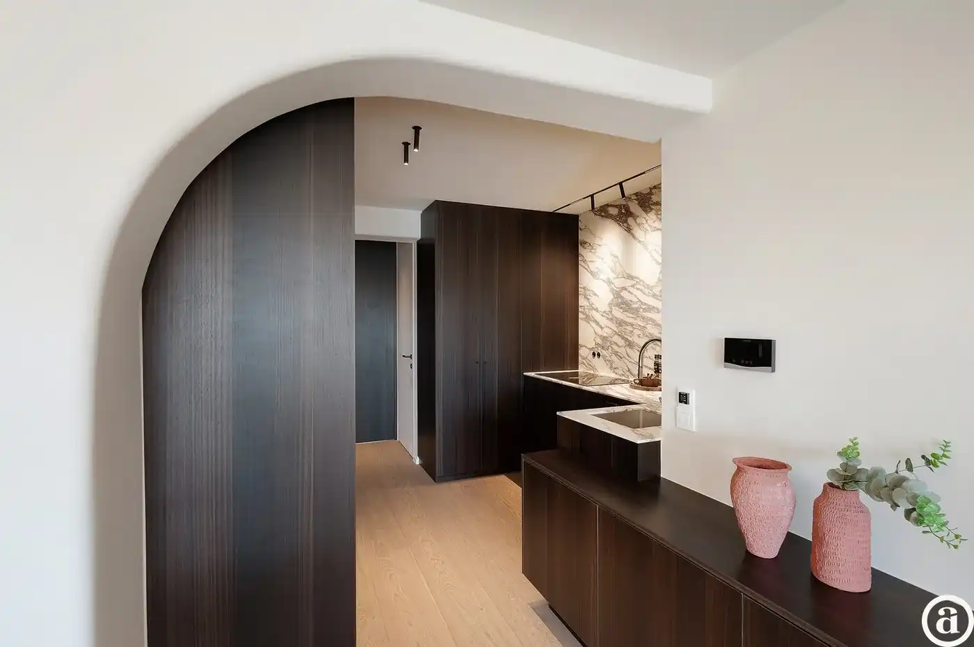 Mooi gerenoveerd appartement met open zicht over de villa's  foto 15