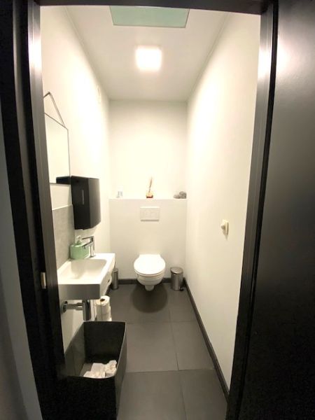 Instapklare kantoorruimte met gemeenschappelijke parking, nabij E313 foto 10