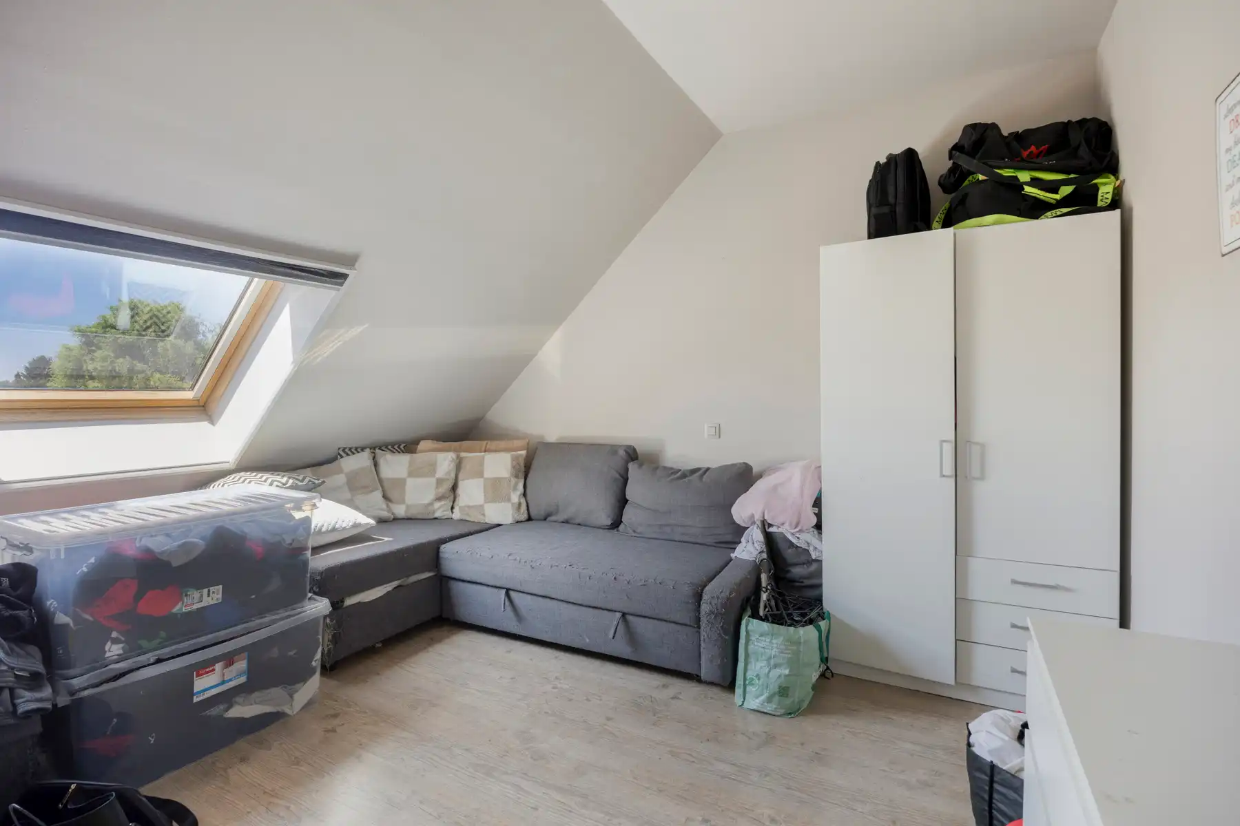 Instapklare HOB met 3 slaapkamers en aangelegde tuin foto 13