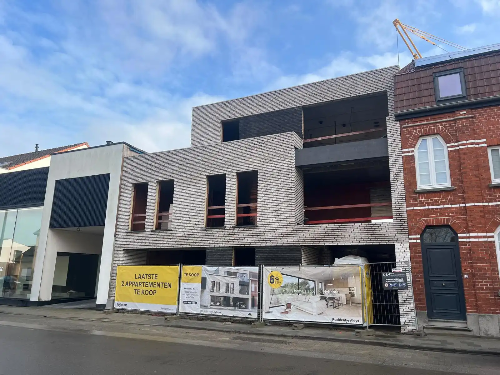 Nieuwe appartementen met tuin of terras foto {{pictureIndex}}