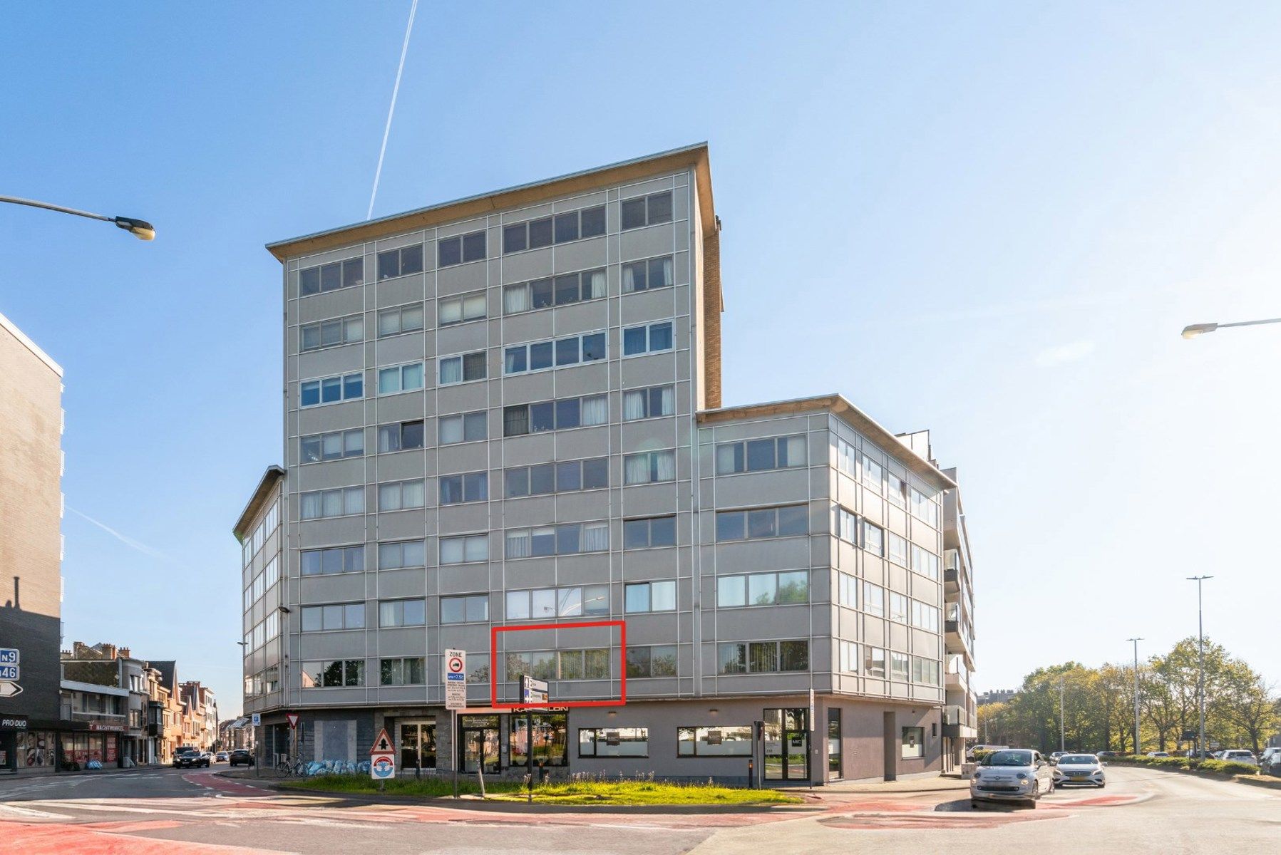 Gunstig gelegen éénslaapkamer appartement met garage foto 1