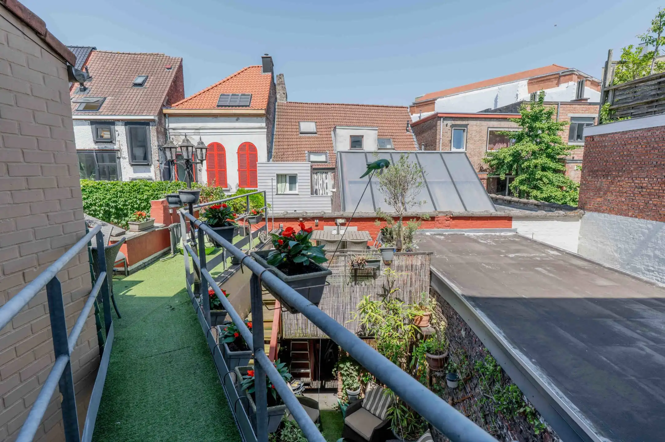 Karaktervol herenhuis op unieke locatie met buitenruimte foto 15
