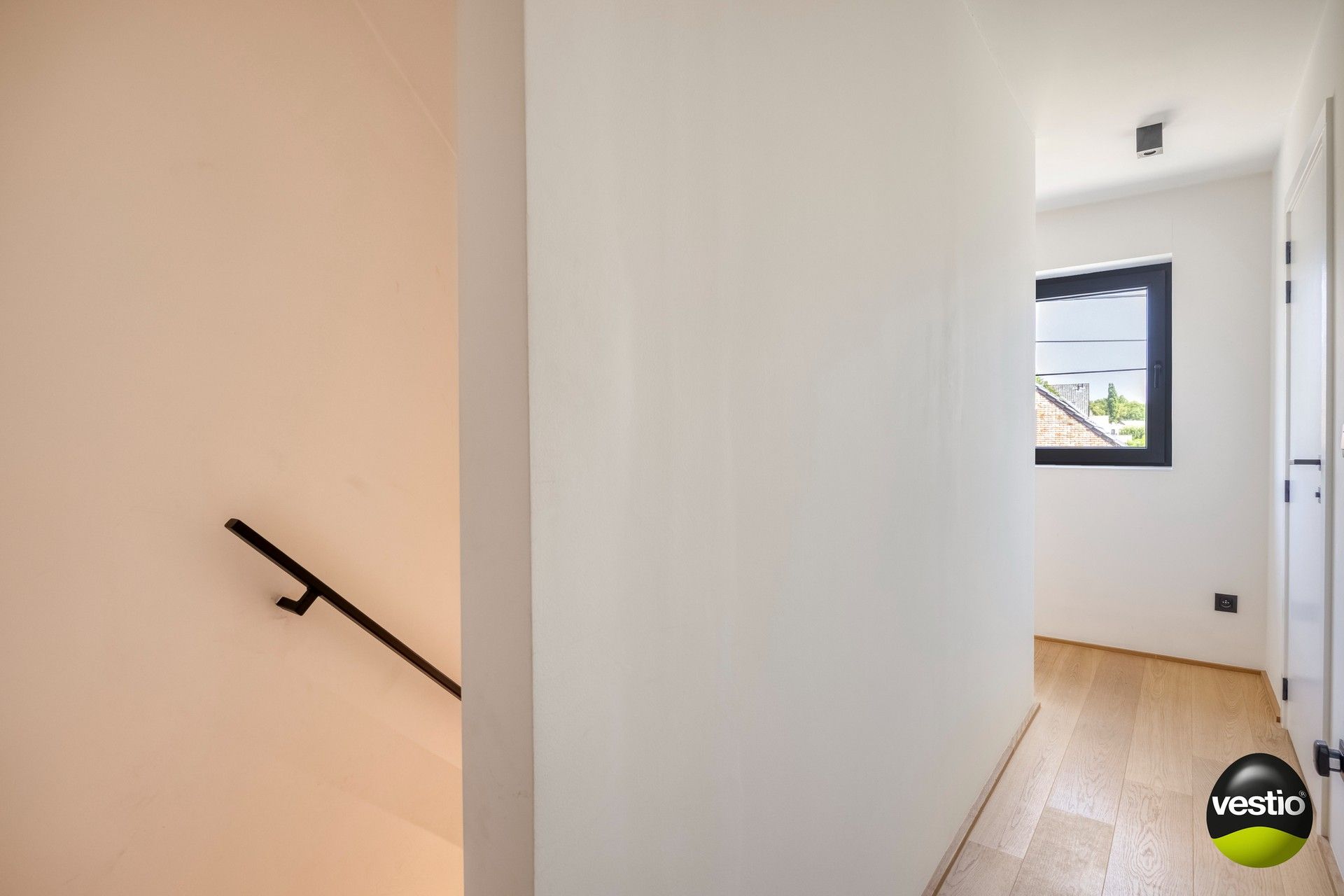 GERENOVEERDE, ENERGIEZUINIGE WONING OP RUSTIGE LOCATIE foto 28