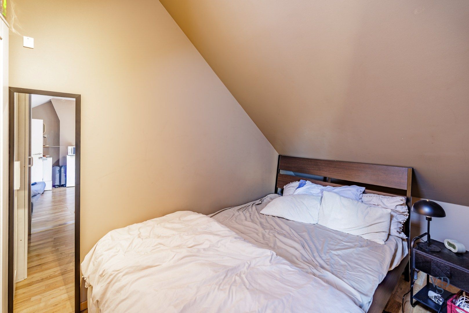 Herenhuis met 7 vergunde studentenkamers. foto 31