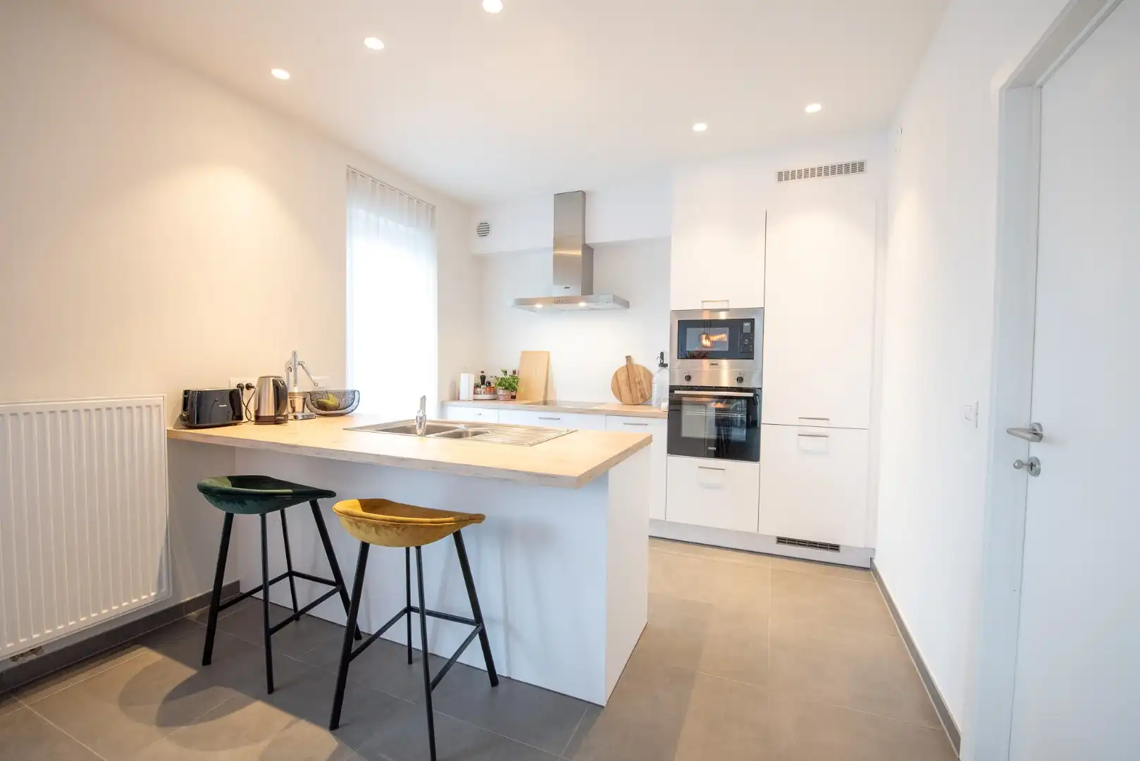 Ruime en instapklare woning te huur met 3 slaapkamers foto 2