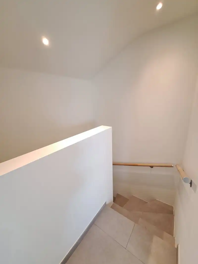 Modern ruim energiezuinig duplex appartement te Dilsen-Stokkem foto 10