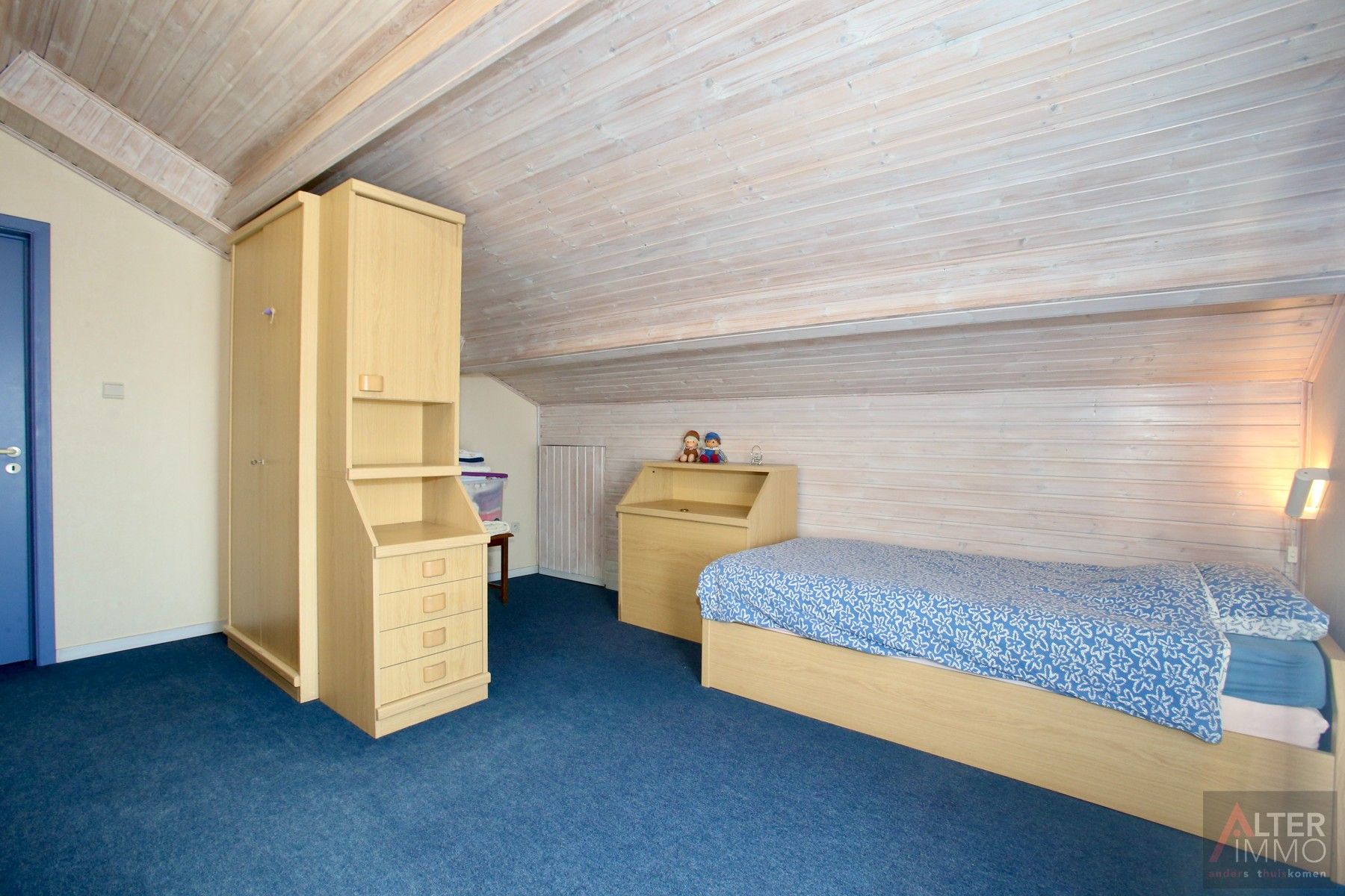 Uitzonderlijke woning op een uitstekende locatie. Top onderhouden,  4/5 slaapkamers op een extra breed (41,5m) perceel van ca. 20 are vlakbij Zolder centrum - prachtige tuin! foto 35