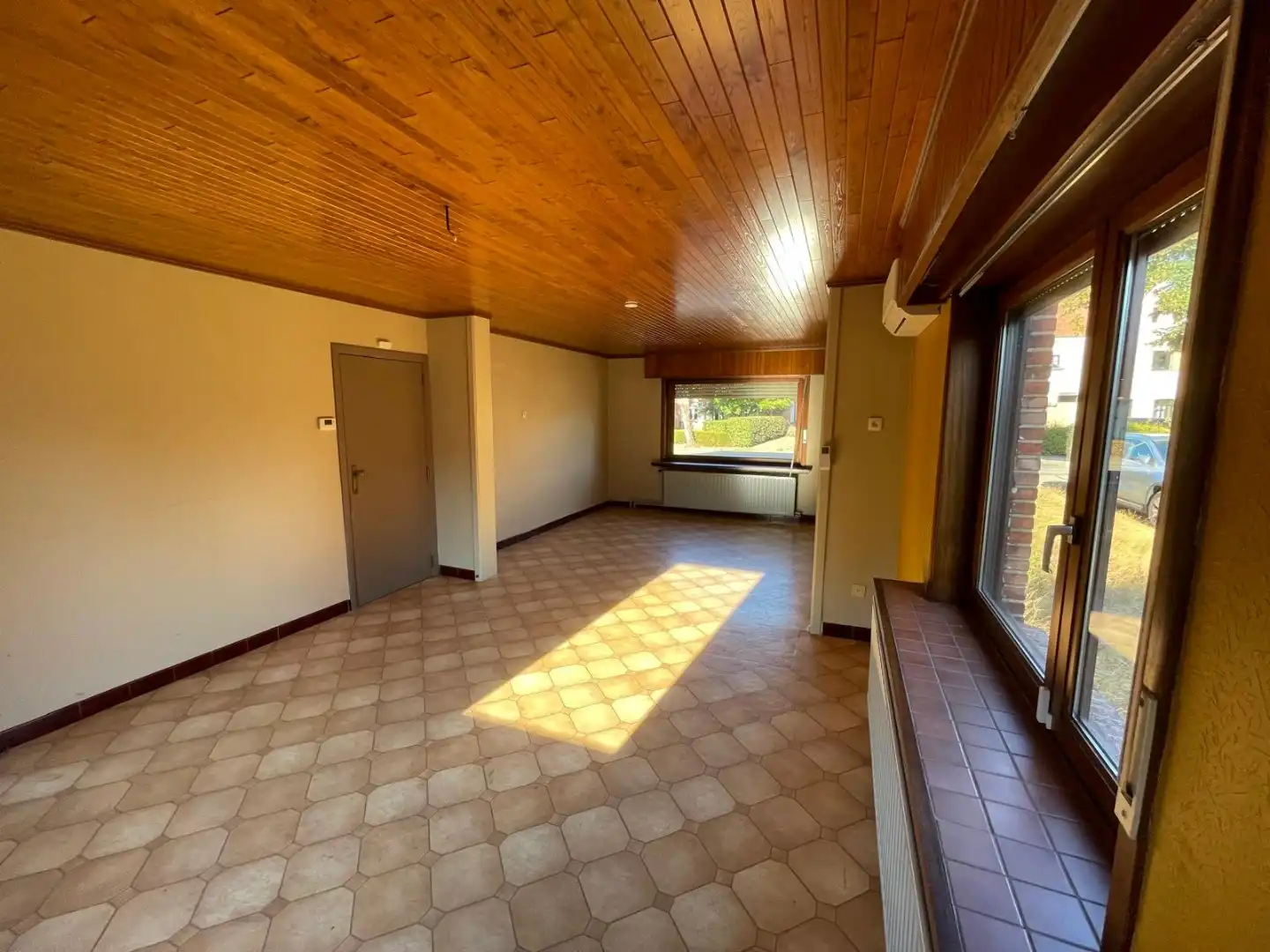 Vrijstaande woning met potentieel op ruim breed (30m) perceel – Regio Mol (Millegem) foto 8