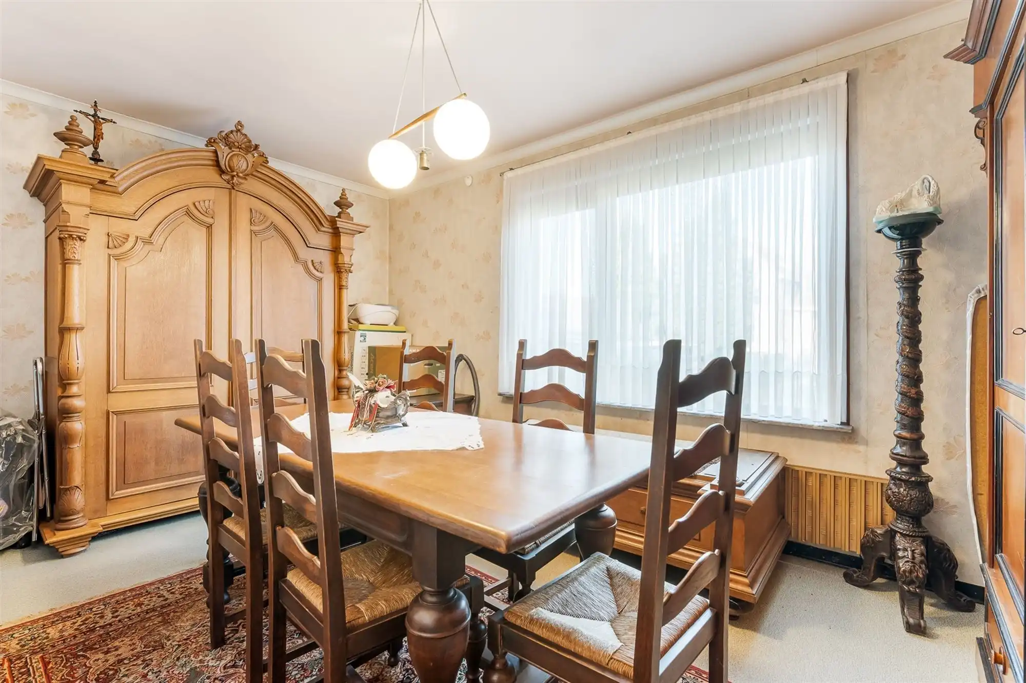 OP TE FRISSEN GELIJKVLOERSE WONING MET 3 SLAAPKAMERS OP EEN RUIM PERCEEL IN HET CENTRUM VAN OOSTHAM foto 9