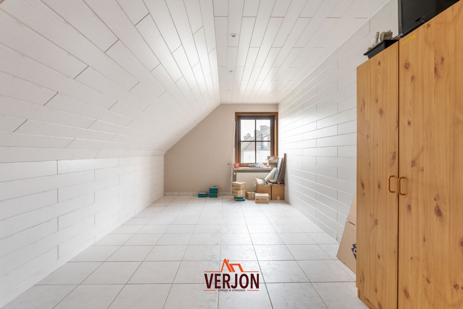 Riante villa op 13.722m2 met 6 slaapkamers, dubbele garage en prachtig vergezicht foto 24