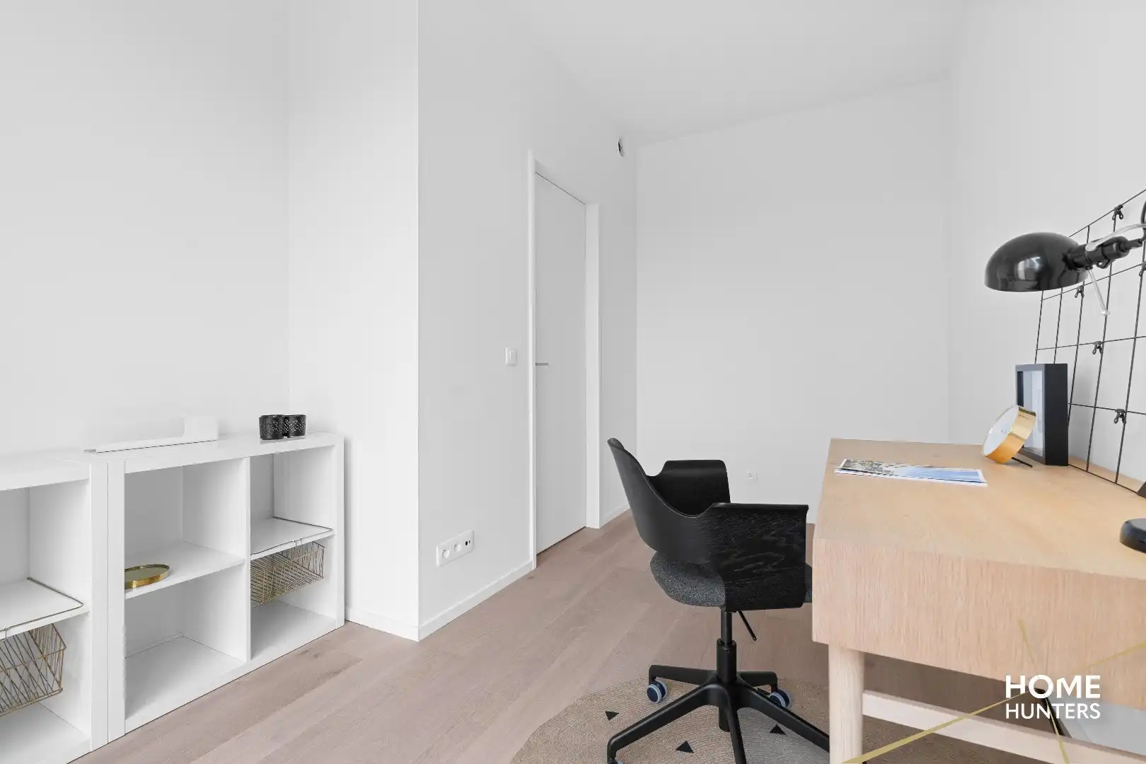 Luxe nieuwbouwappartement met ruim terras van maar liefst 53 m² met uiterst uniek zicht foto 6