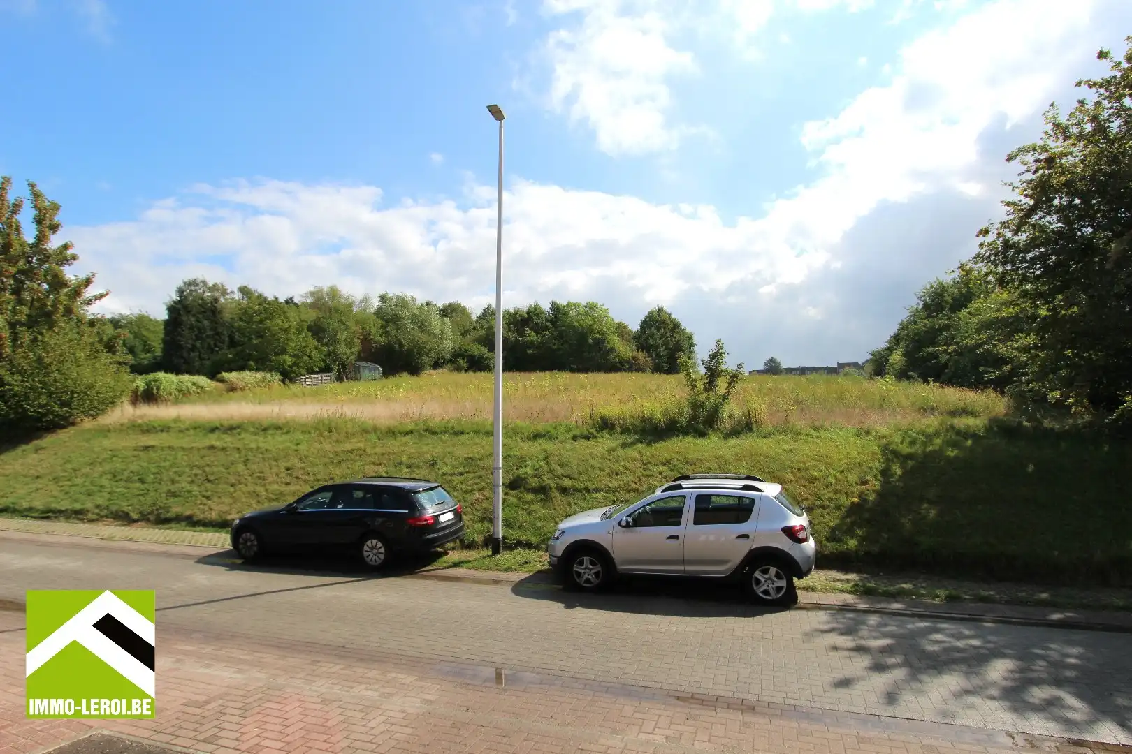 Verkaveling van 3 bouwpercelen in rustige straat nabij stadscentrum Tongeren foto 3