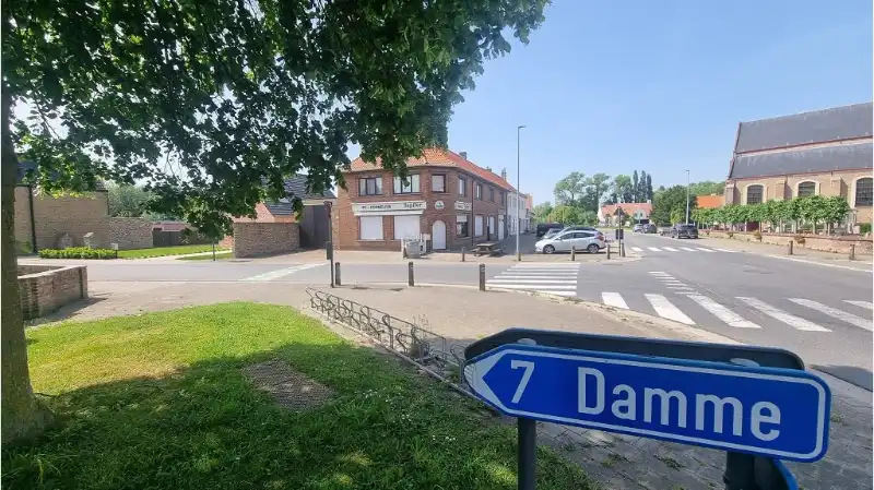 Café met ruim Terras + Woonst te huur in Lapscheure Damme foto 18