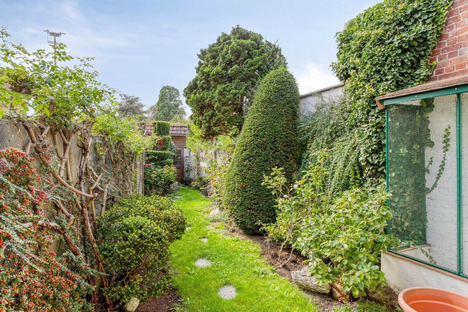 Statige woning in de Roterijstraat te Kortrijk met 223m² bew. Opp. foto 8