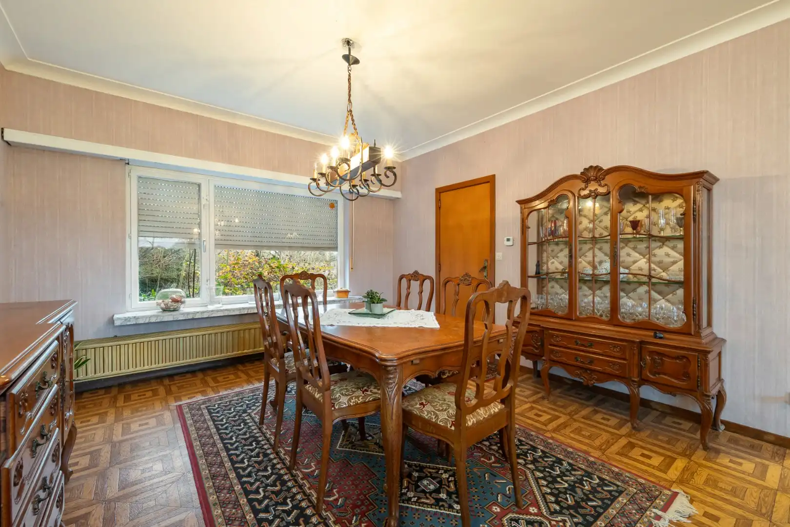 Unieke eigendom op 13.183 m² met te renoveren woning en vergunde stallingen foto 9