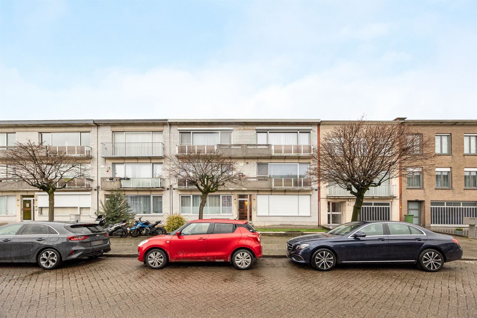 Gelijkvloers appartement met leuke tuin en garagebox foto 14