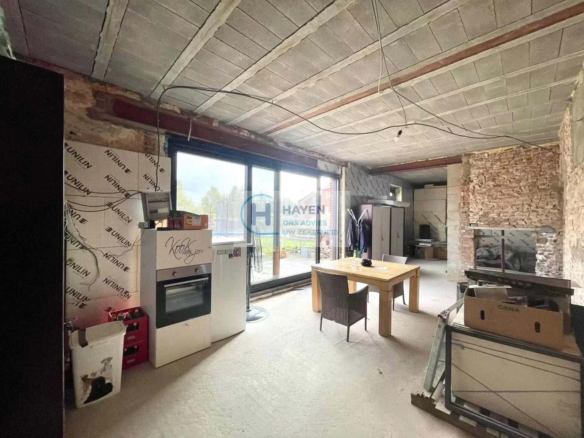 Zeer ruime woning in afwerkingsfase met veel potentieel op een groot perceel van 2.140m² foto 26