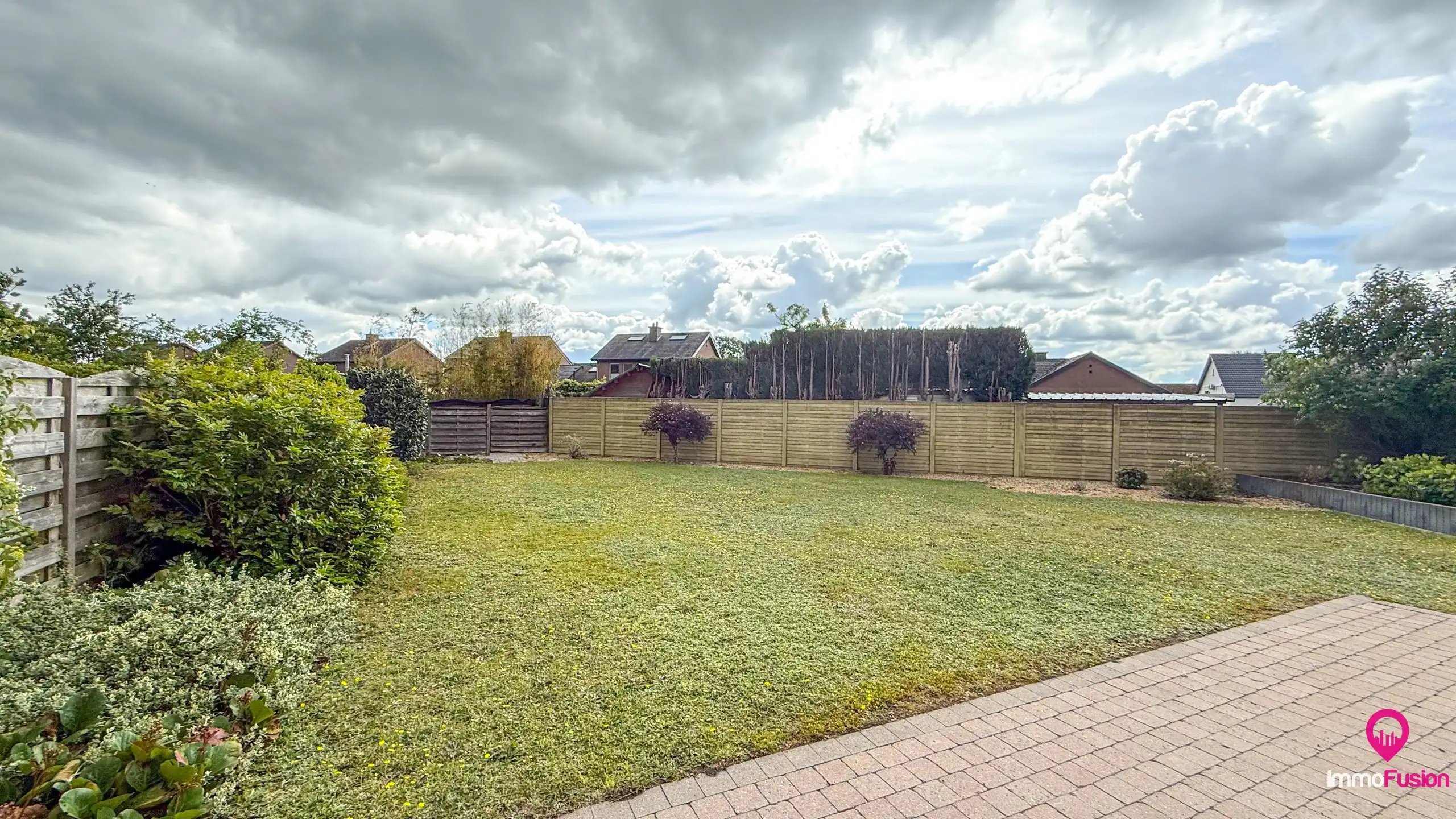 Ruime gezinswoning met 3slpks op toplocatie en EPC B! foto 34