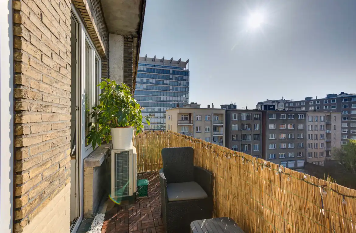 VERLAAGDE PRIJS! | Schitterend penthouse met overvloedige lichtinval en prachtig parkzicht! foto 14