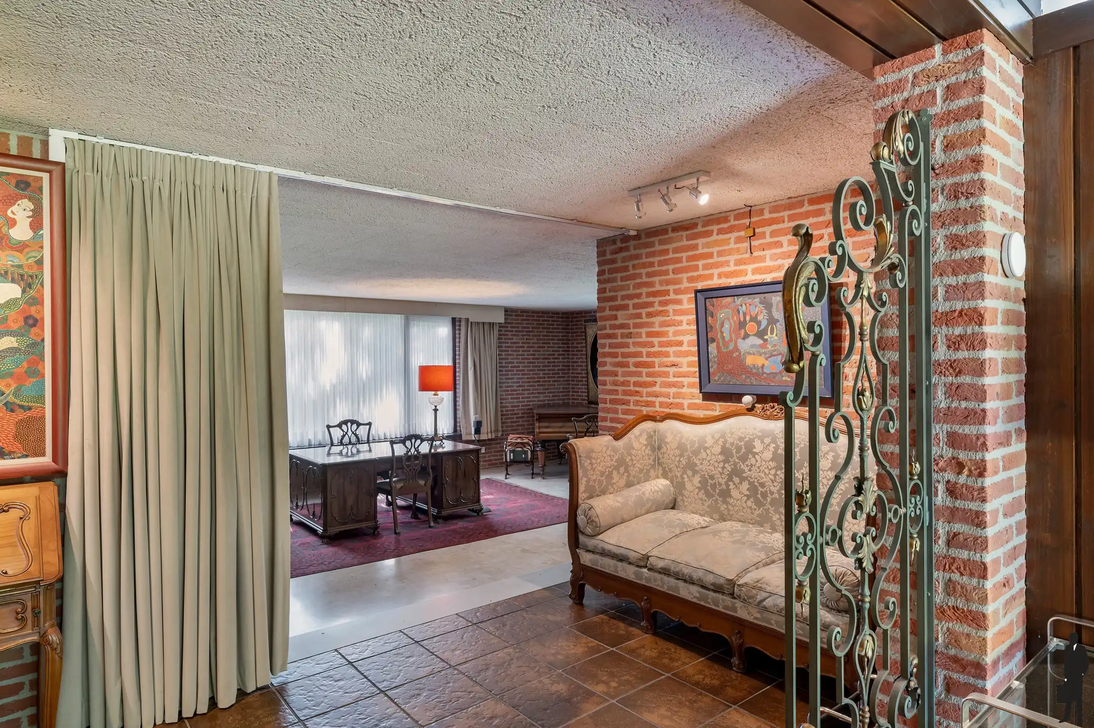 Seventiesvilla op toplocatie! foto 5