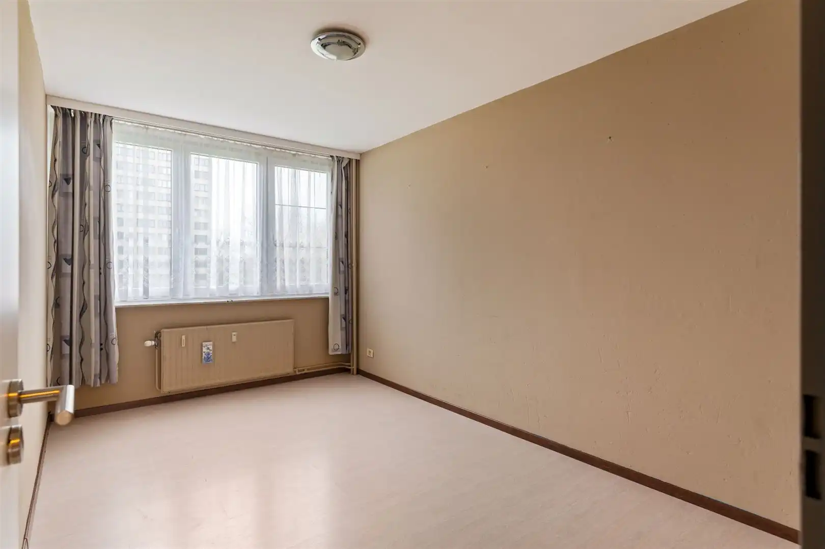 Centraal en rustig gelegen appartement met optionele parking foto 15