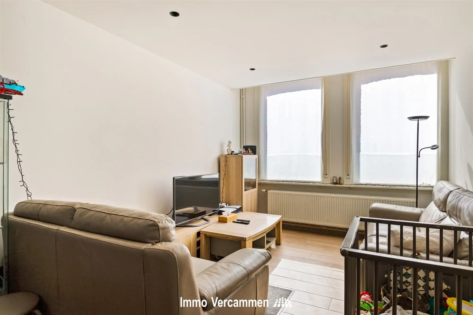 Lichtrijke gezinswoning met 4 slpks en ruime tuin te Lier foto 2