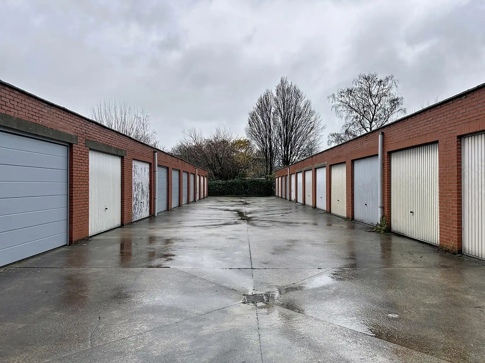 Garagebox met automatische poort  foto 3