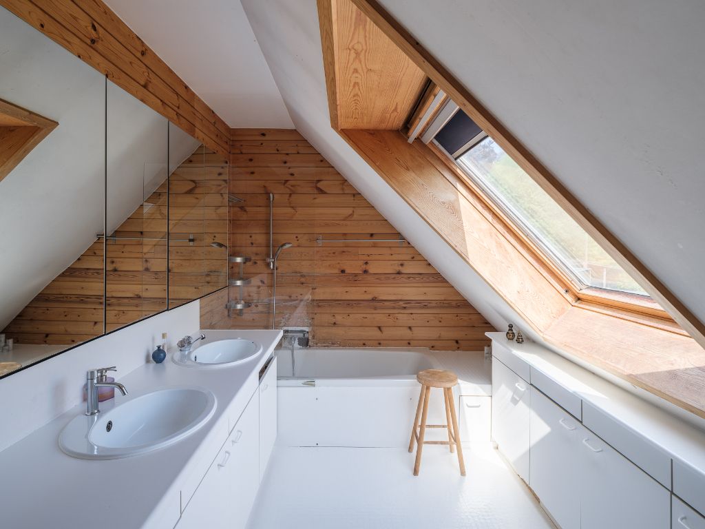 Vrijstaande woning met prachtige tuin en uitzonderlijk bouwvolume (424 m²), omringd door groen foto 15