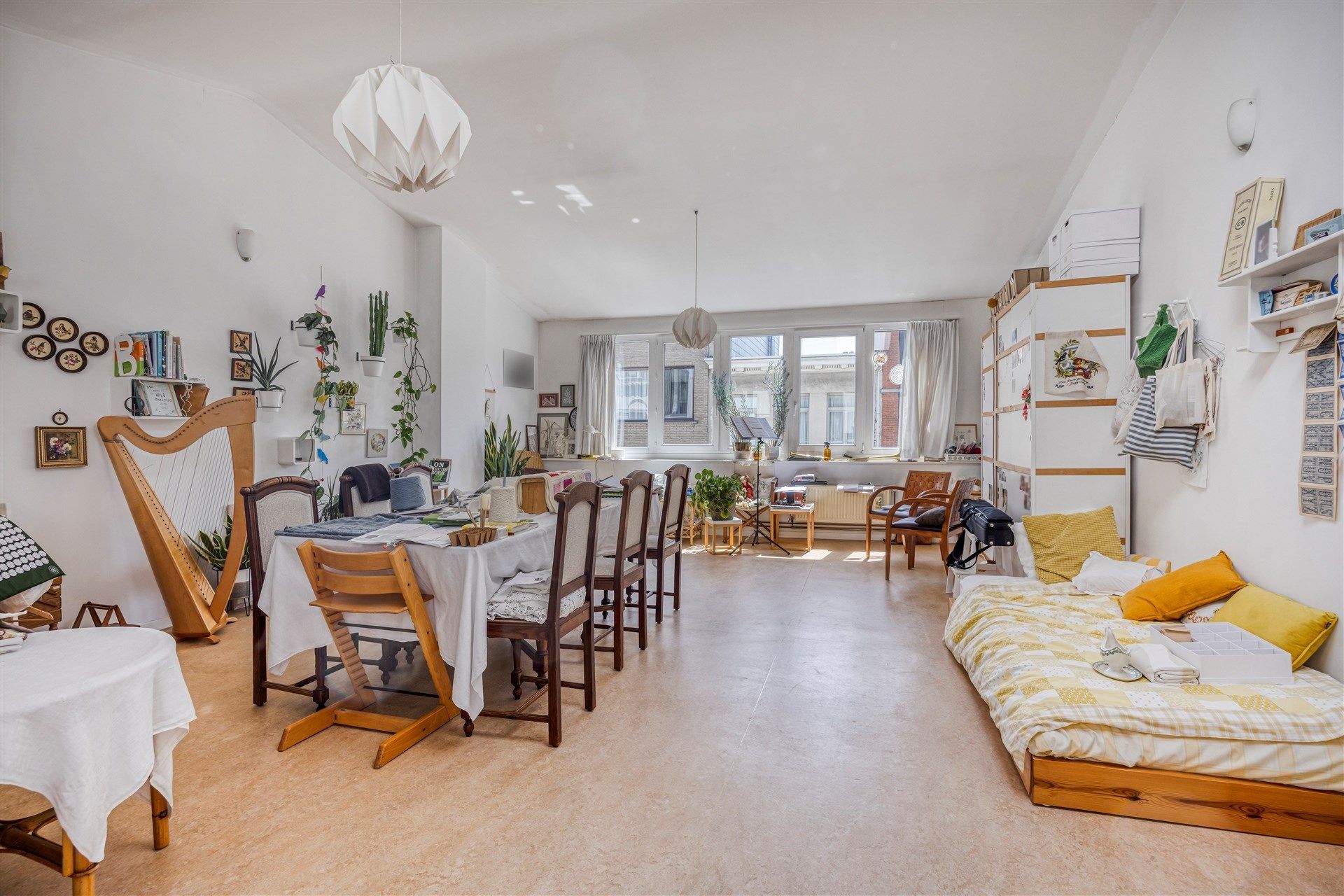 Dubbel herenhuis met 6 slpk, 2 terassen, dubbele garage en royale ruimte, perfect gelegen nabij Museum en Marnixplaats foto 24