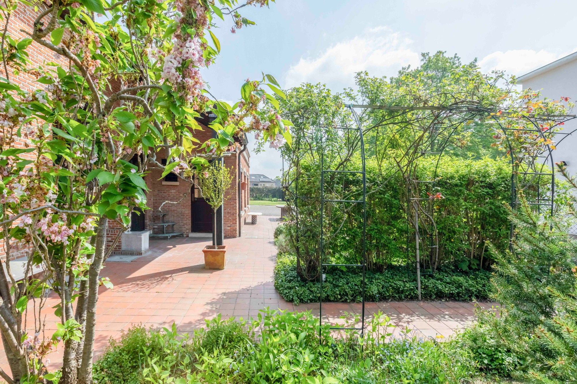 Karaktervolle villa op uitzonderlijk perceel van 3.262 m² foto 5