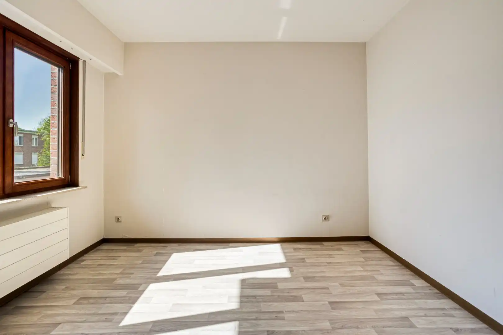 Comfortabel 2 slpk appartement met terras en garage foto 11