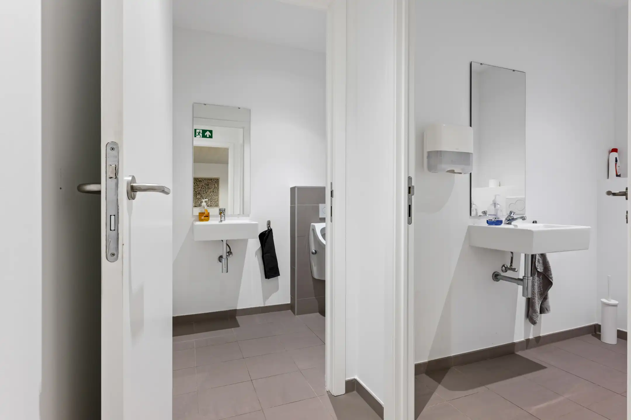 Gelijkvloers kantoor te koop op 't Eilandje!  foto 8