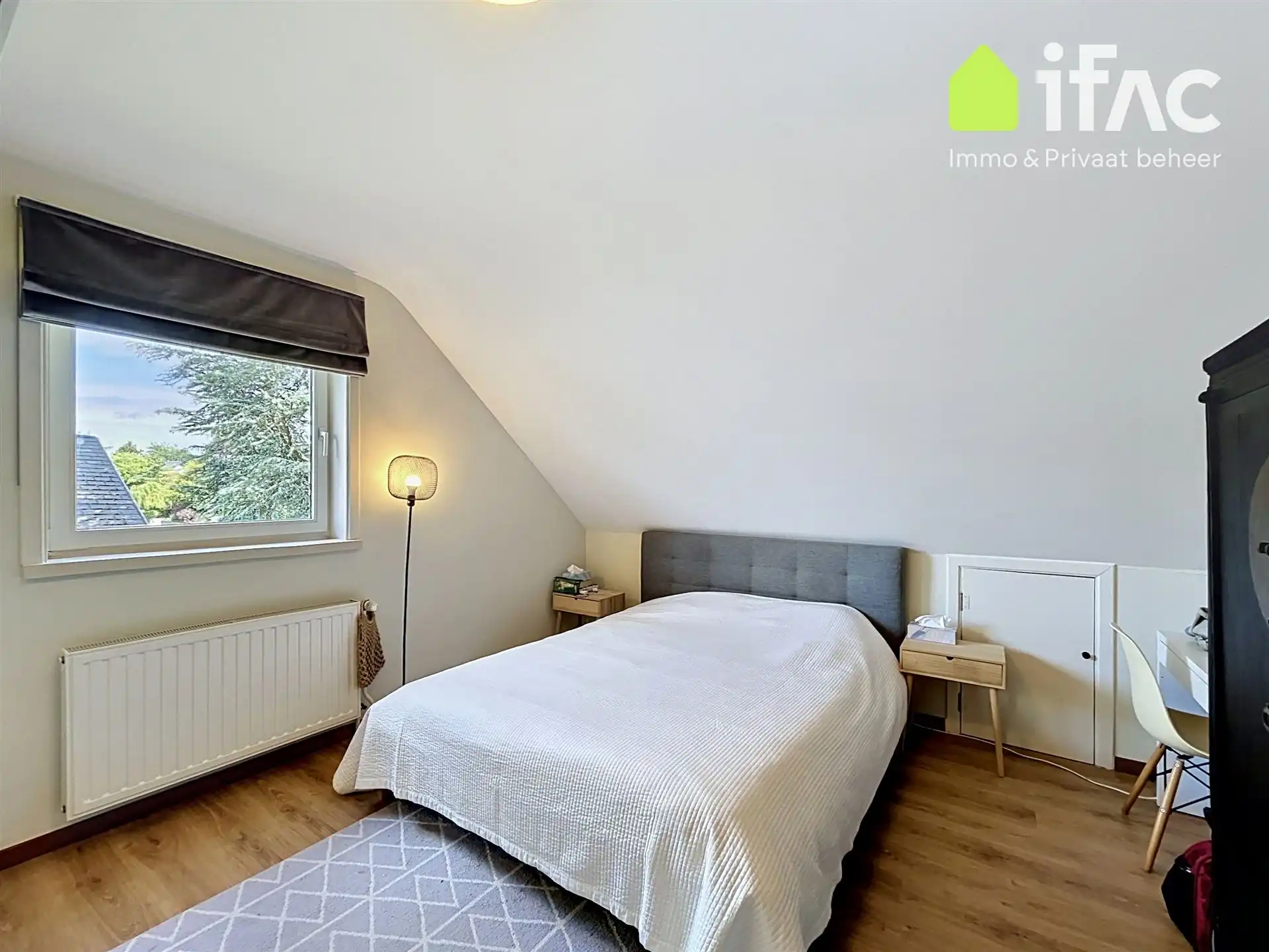 Smaakvol gerenoveerde Villa met 5 slaapkamers en leuke tuin foto 21