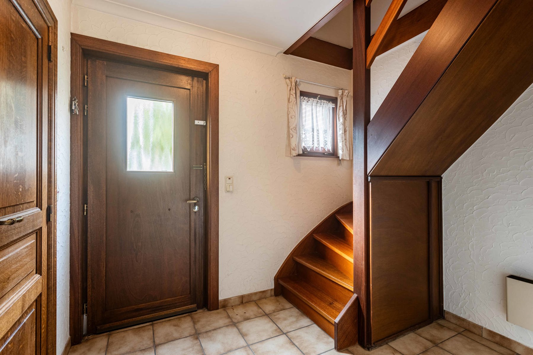 Goed gelegen woning tussen station Haaltert en Ede! foto 14