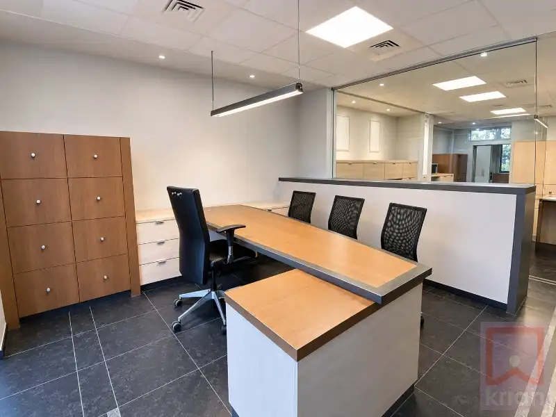 Stijlvol kantoor/handelspand op TOPLOCATIE, centrum Geel met parking! foto 11