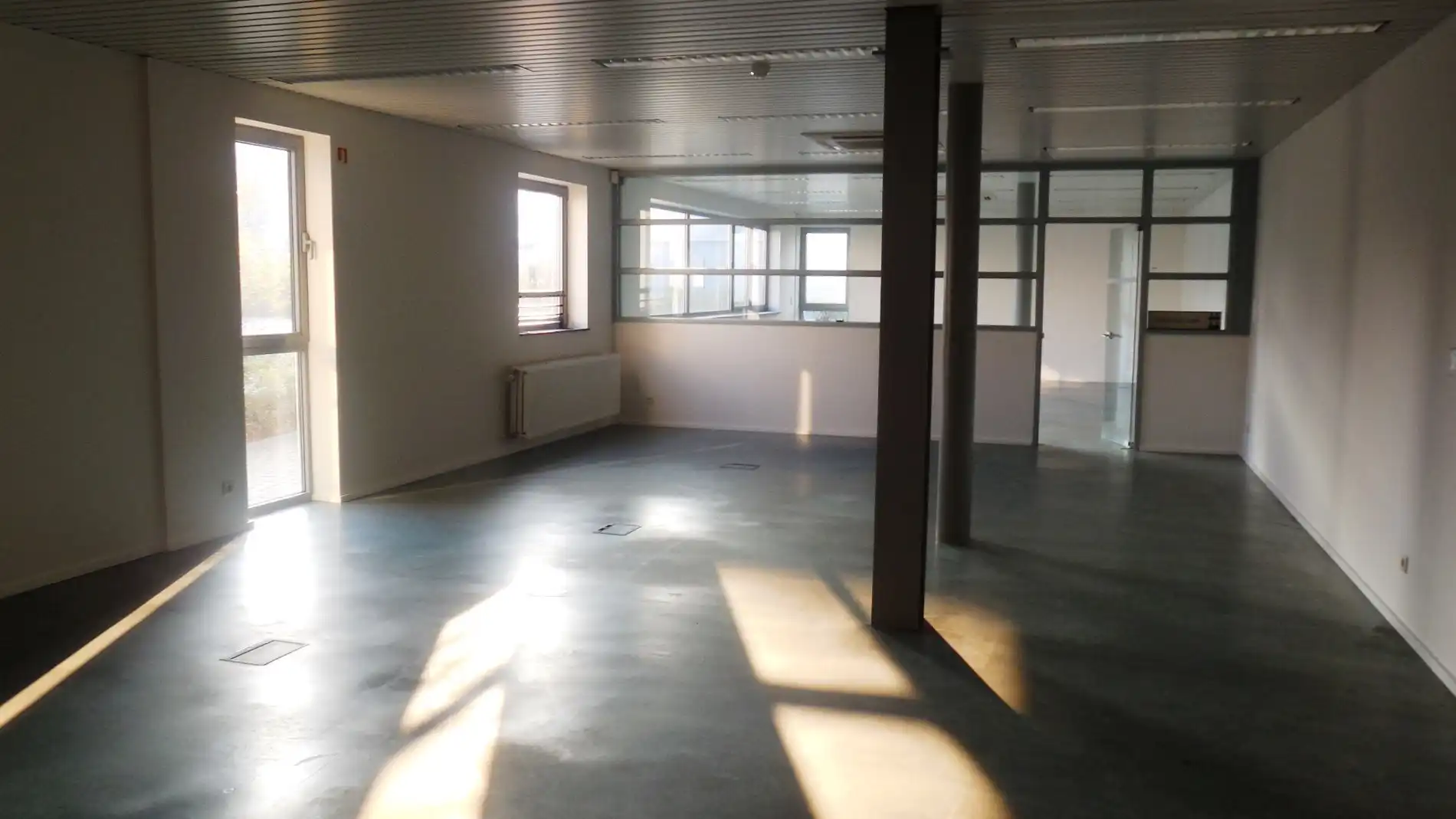 Lichtrijke kantoren te huur in Mechelen-Noord 2 nabij E19 foto 6