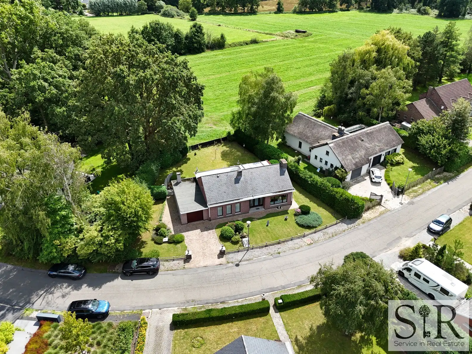 Hoofdfoto van de publicatie: Bungalow te koop