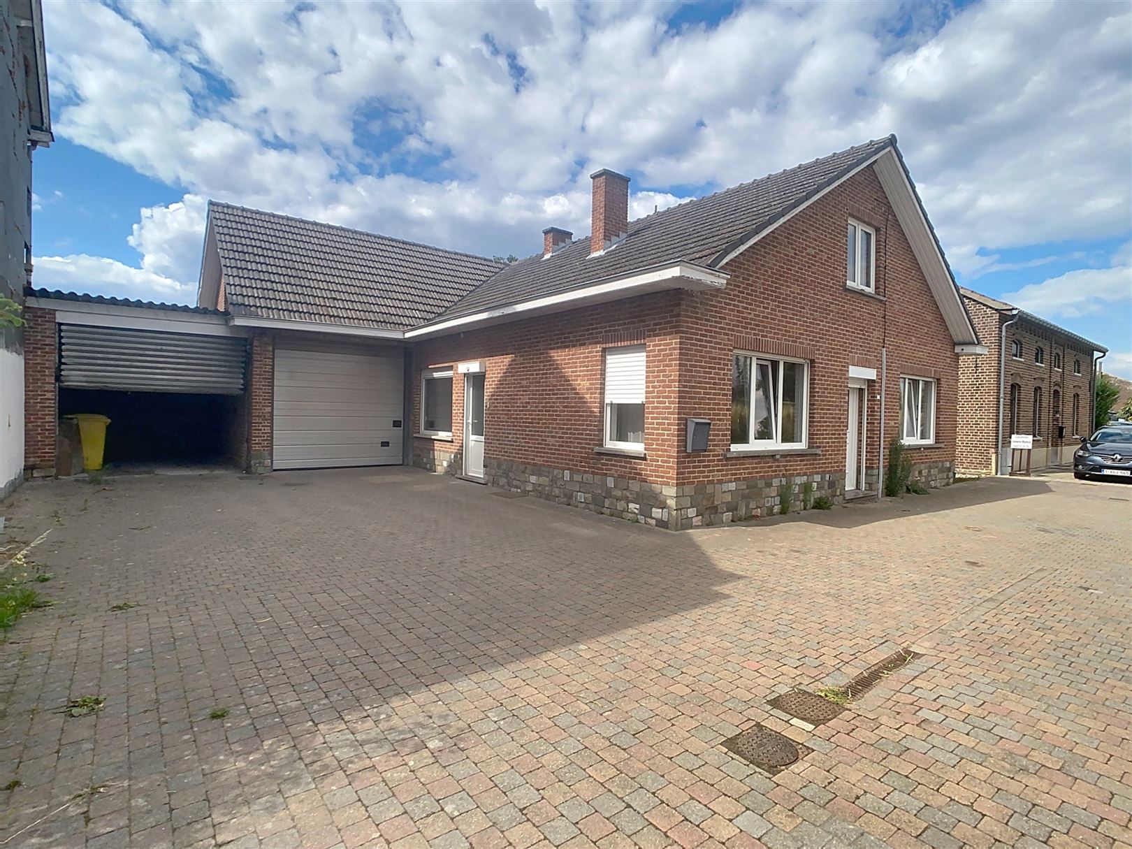 Te renoveren woning met garages, atelier, 12a 57ca foto 33