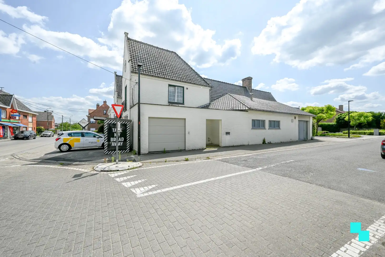 Riante handelswoonst in Waregem foto 13