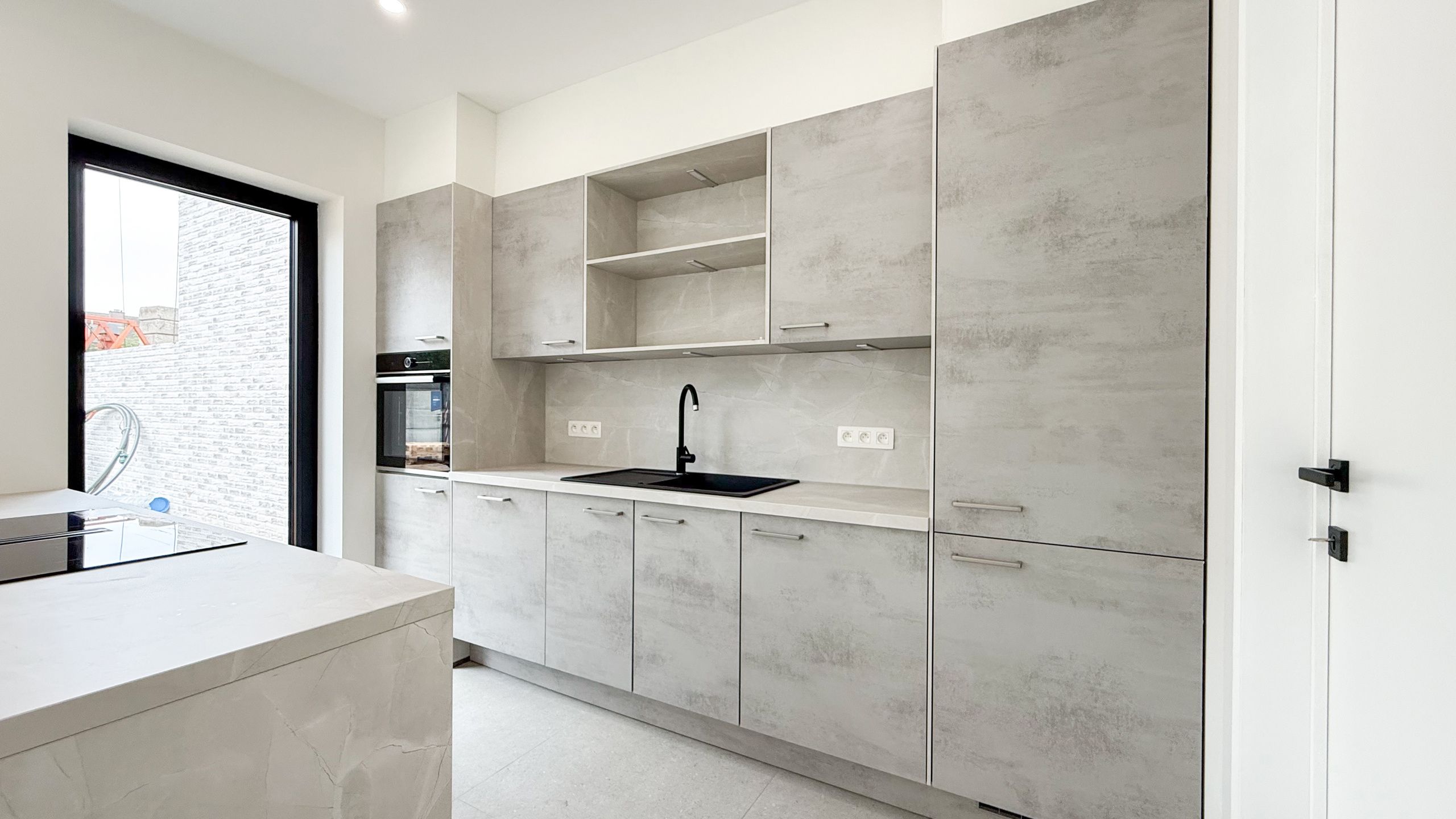 Nieuwbouwappartement met 3 slaapkamers en tuin! foto 9