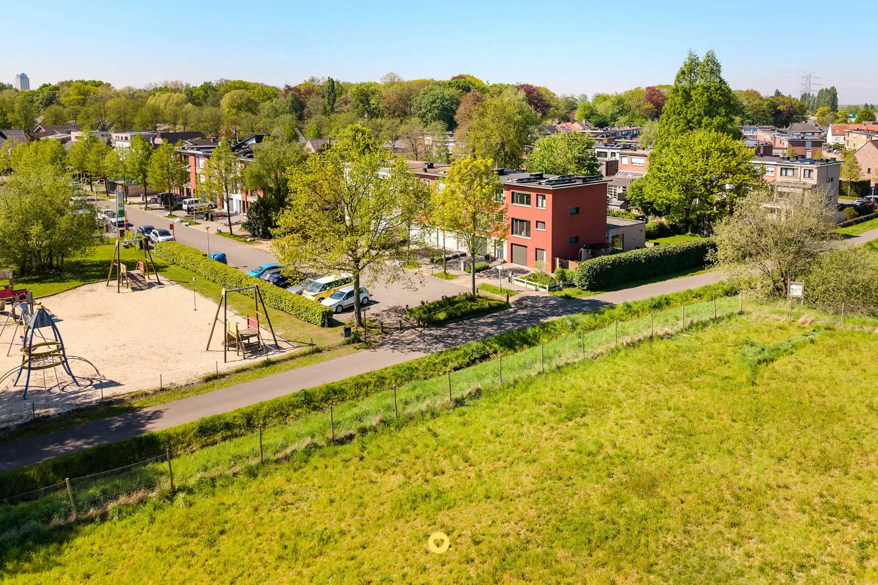 Instapklare HOB met 4 à 5 slaapkamers, EPC B op toplocatie foto 19