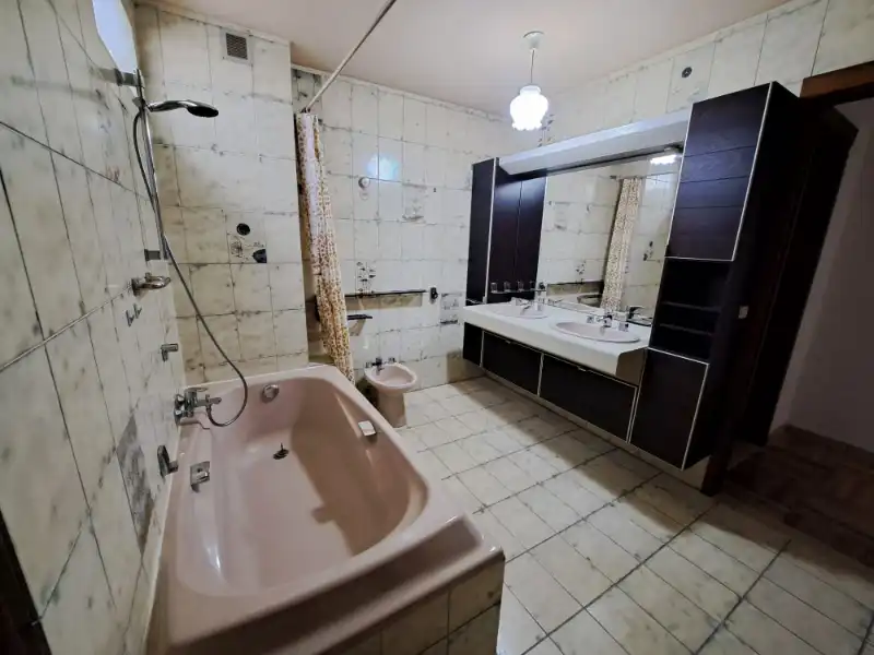 Instapklaar appartement bij centrum Geel foto 11