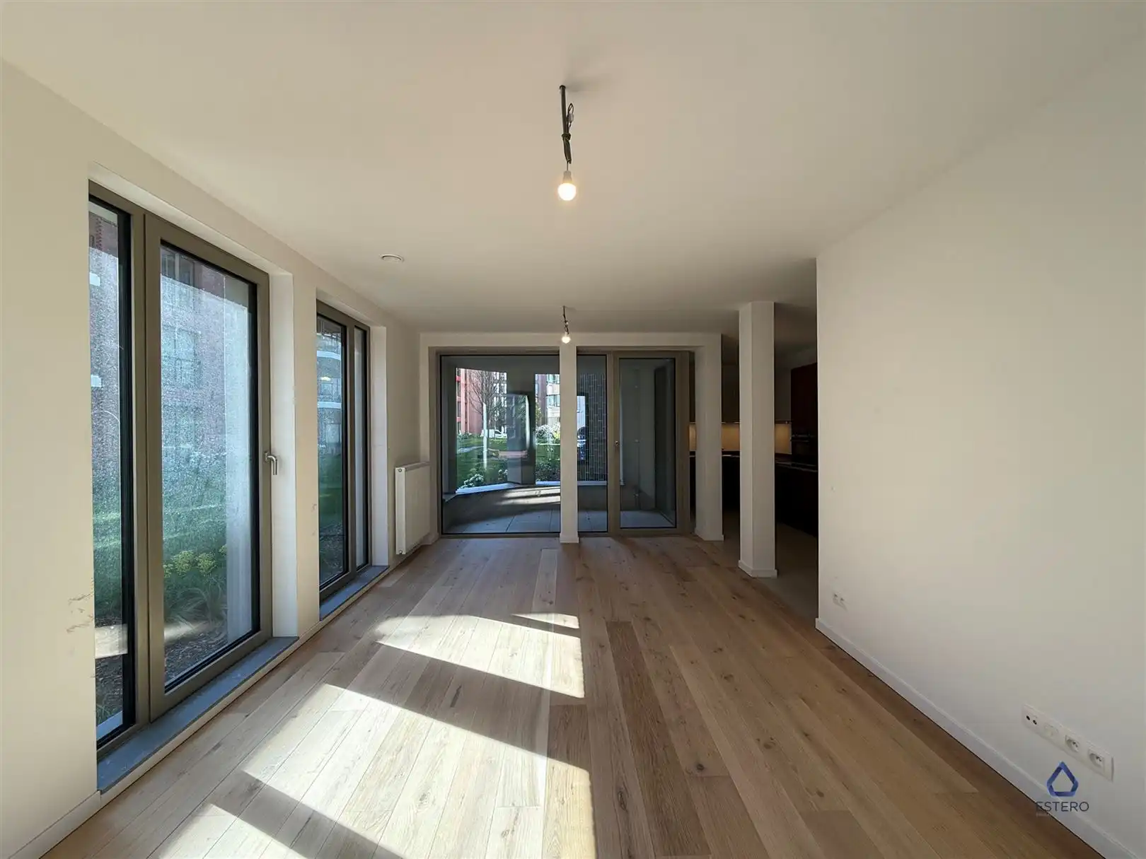 Modern nieuwbouwappt 2-SLK met terras te Tour & Taxis foto 7