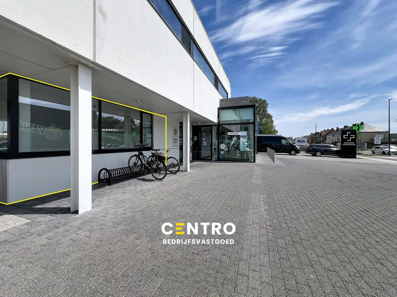 INSTAPKARE praktijkruimte met gemeenschappelijke faciliteiten (receptie, wachtzaal, parking,...) voor medisch of paramedisch beroep ! foto {{pictureIndex}}
